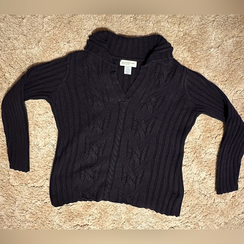 Jones New York Vintage Women's Black Cable Knit Sweater